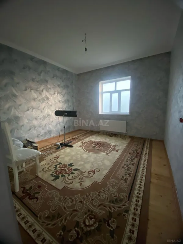 Satılır 8 otaqlı həyət evi 500 m²