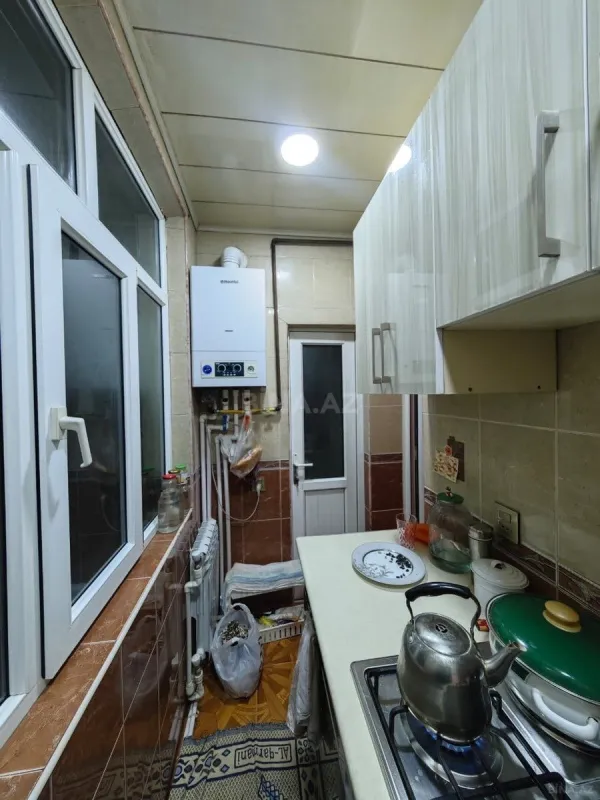 Satılır 1 otaqlı mənzil 40 m²