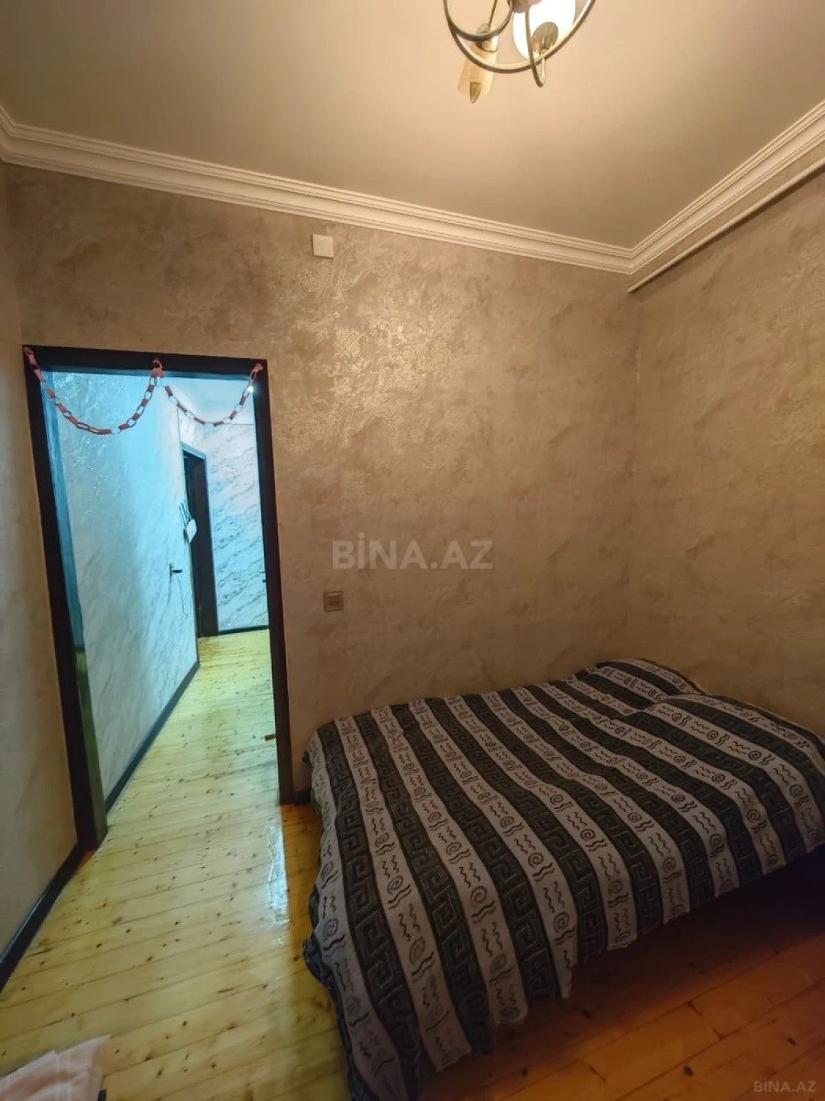 Satılır 1 otaqlı mənzil 40 m²