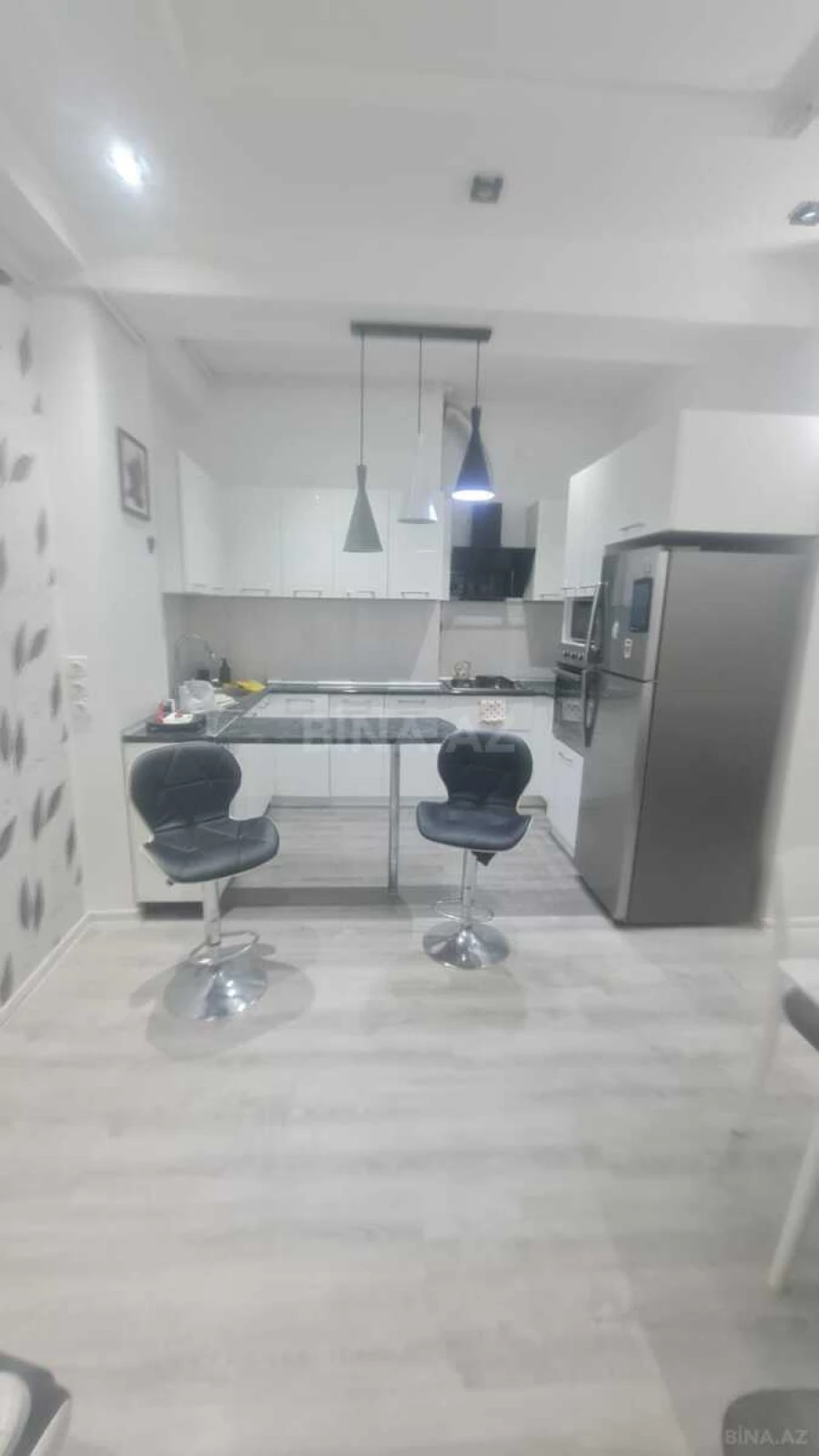 Kirayə verilir 2 otaqlı mənzil 60 m²
