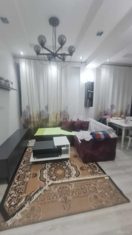 Kirayə verilir 2 otaqlı mənzil 60 m²