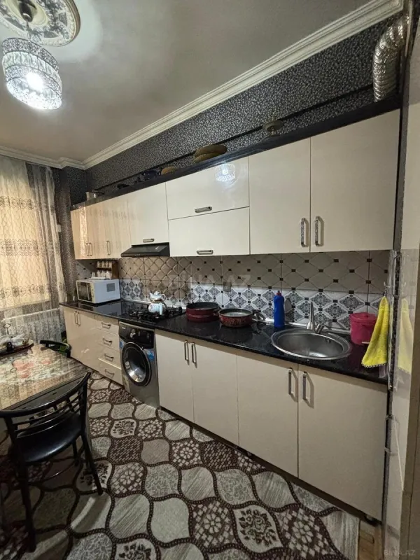 Satılır 3 otaqlı mənzil 85 m²