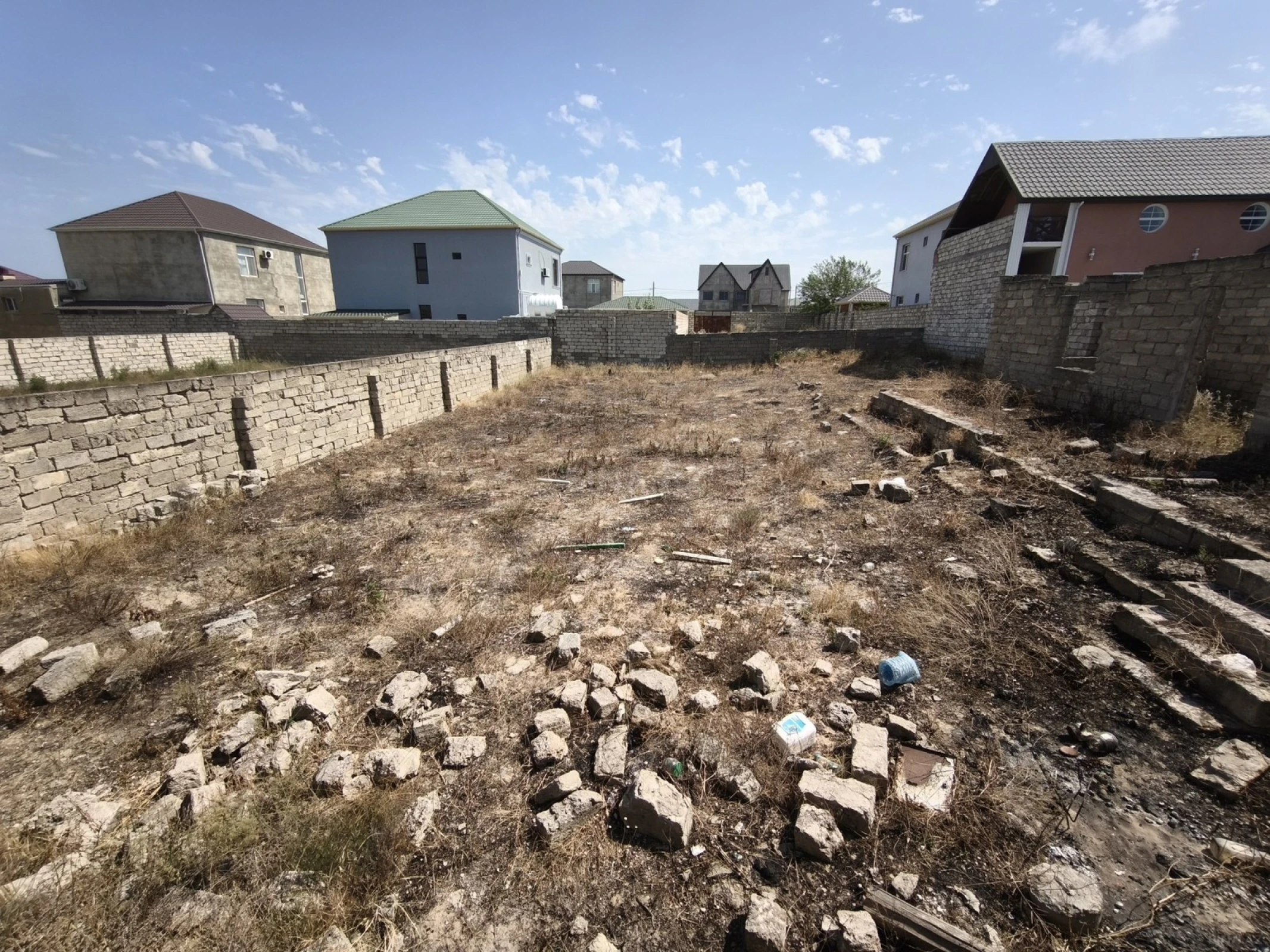 Satılır torpaq sahəsi 3 m²