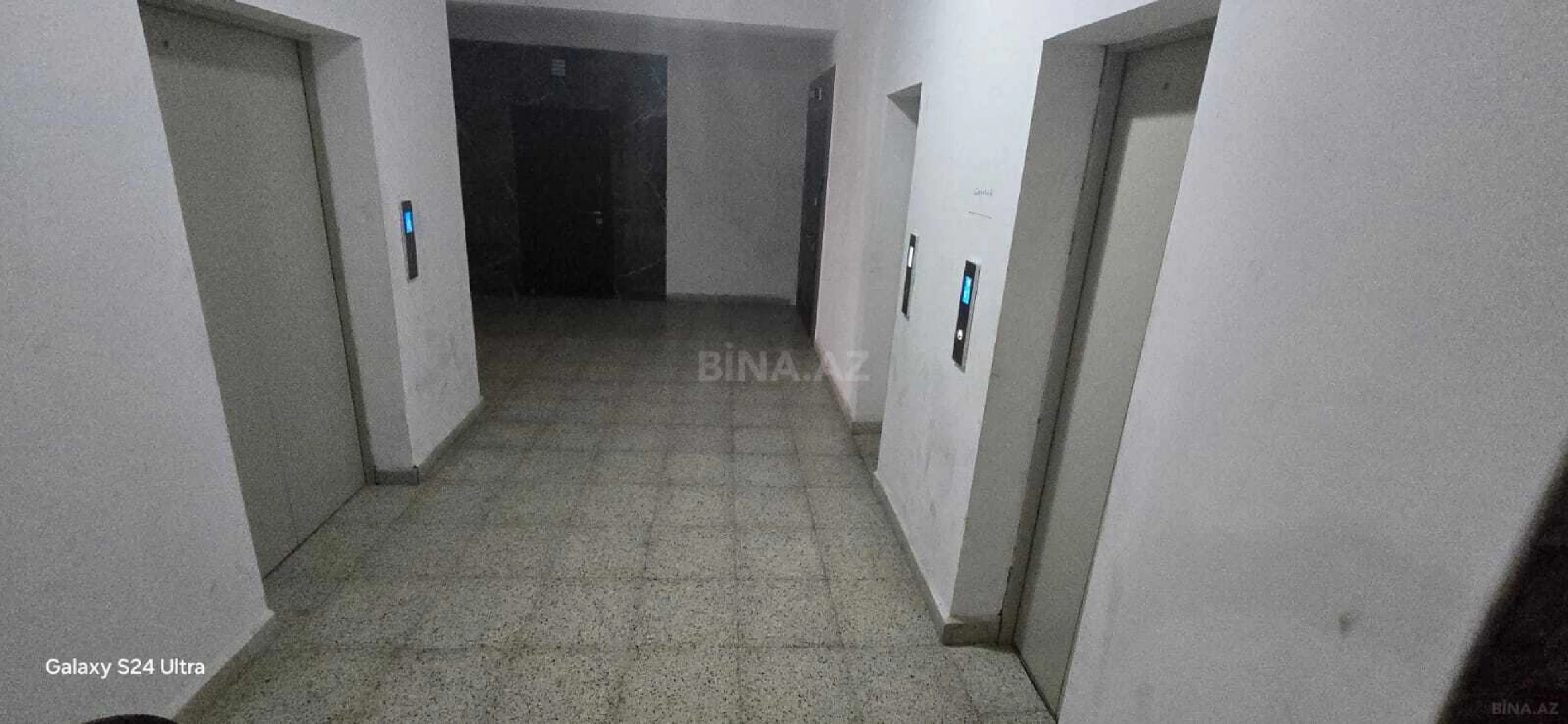 Satılır 2 otaqlı mənzil 66 m²