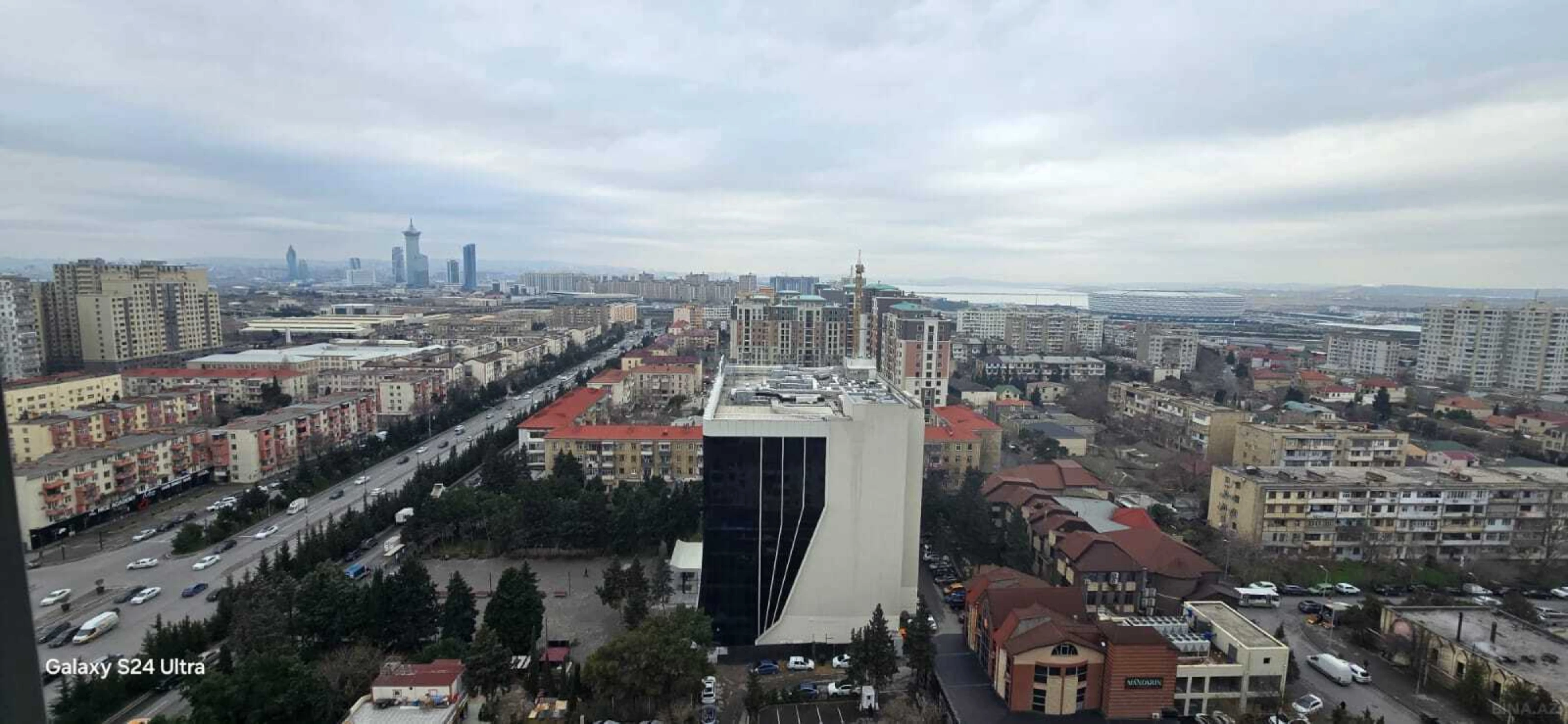Satılır 2 otaqlı mənzil 66 m²