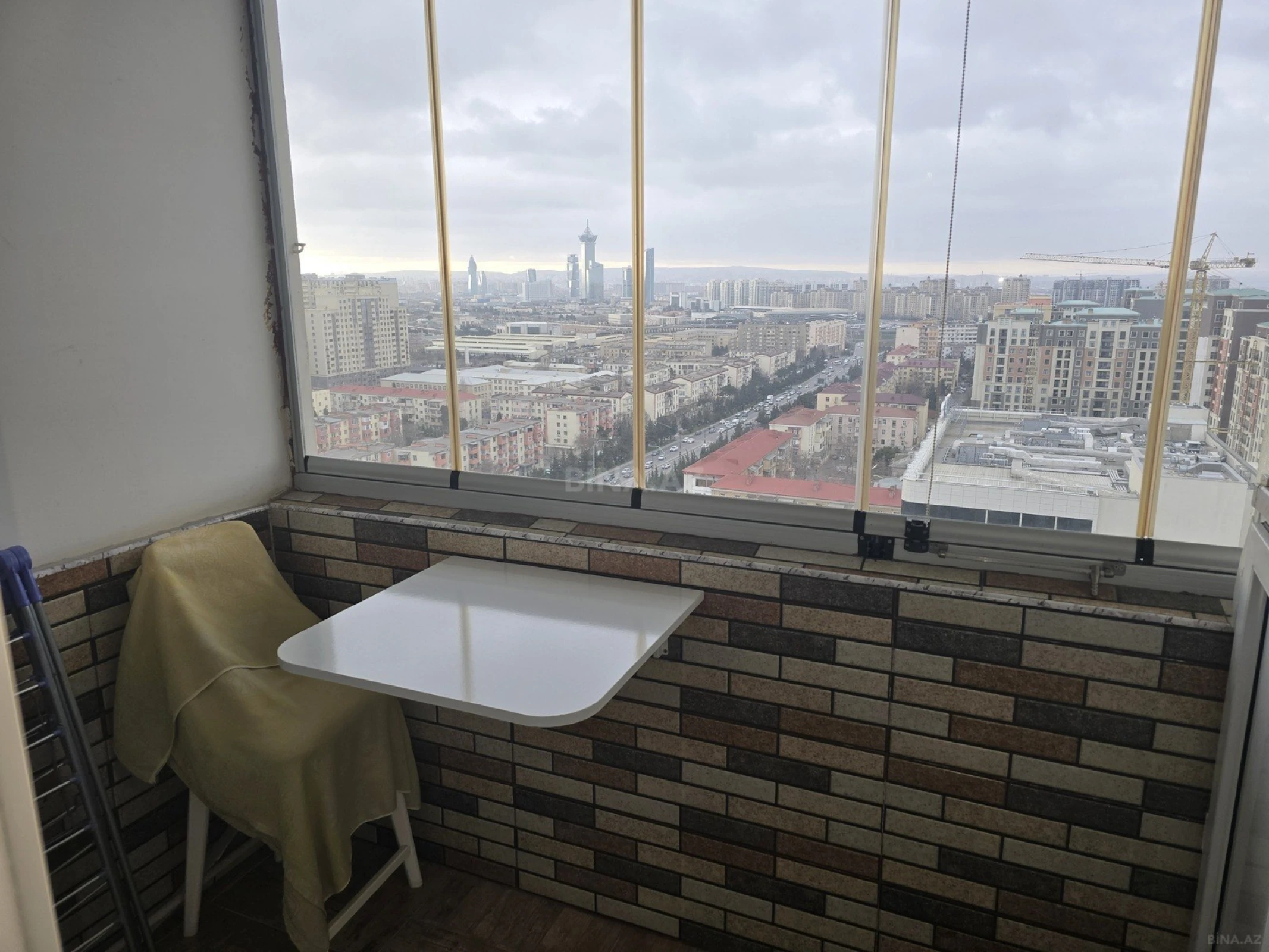 Satılır 2 otaqlı mənzil 66 m²