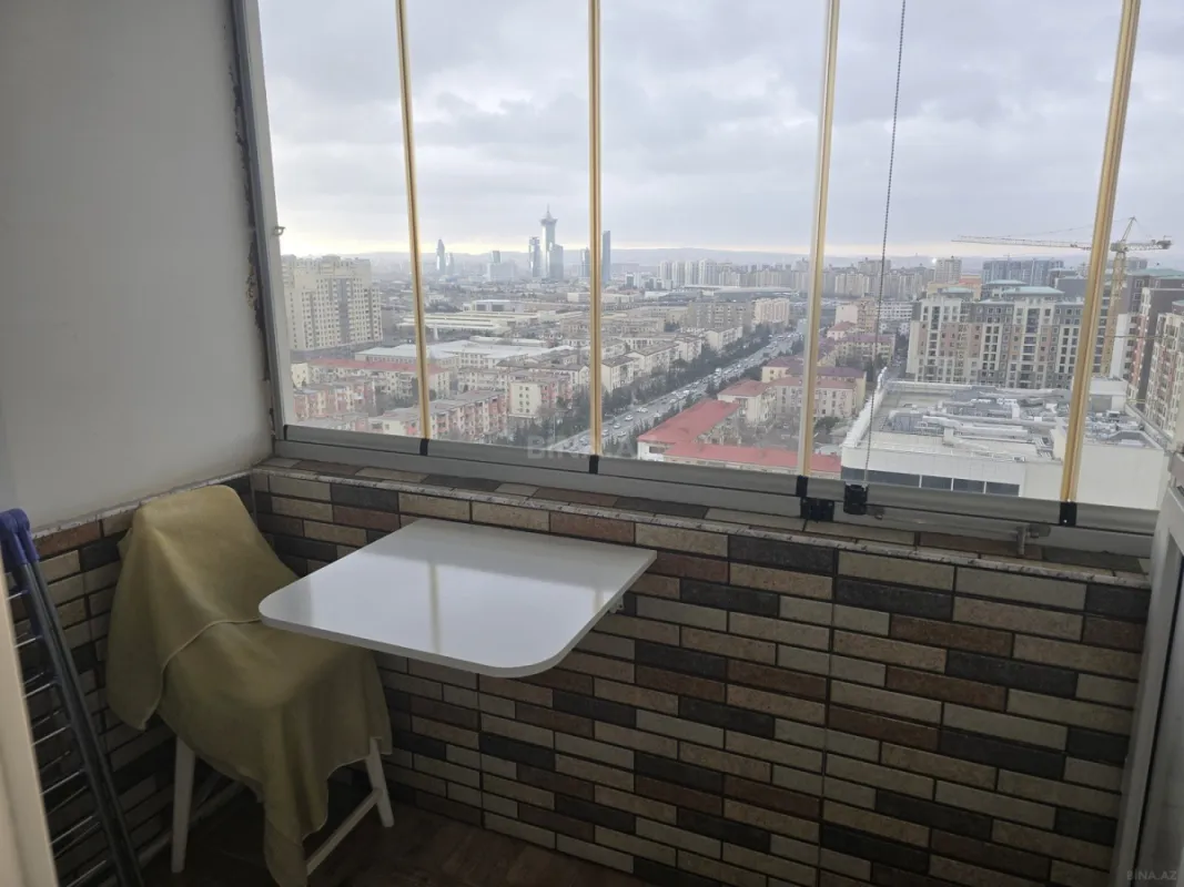 Satılır 2 otaqlı mənzil 66 m²