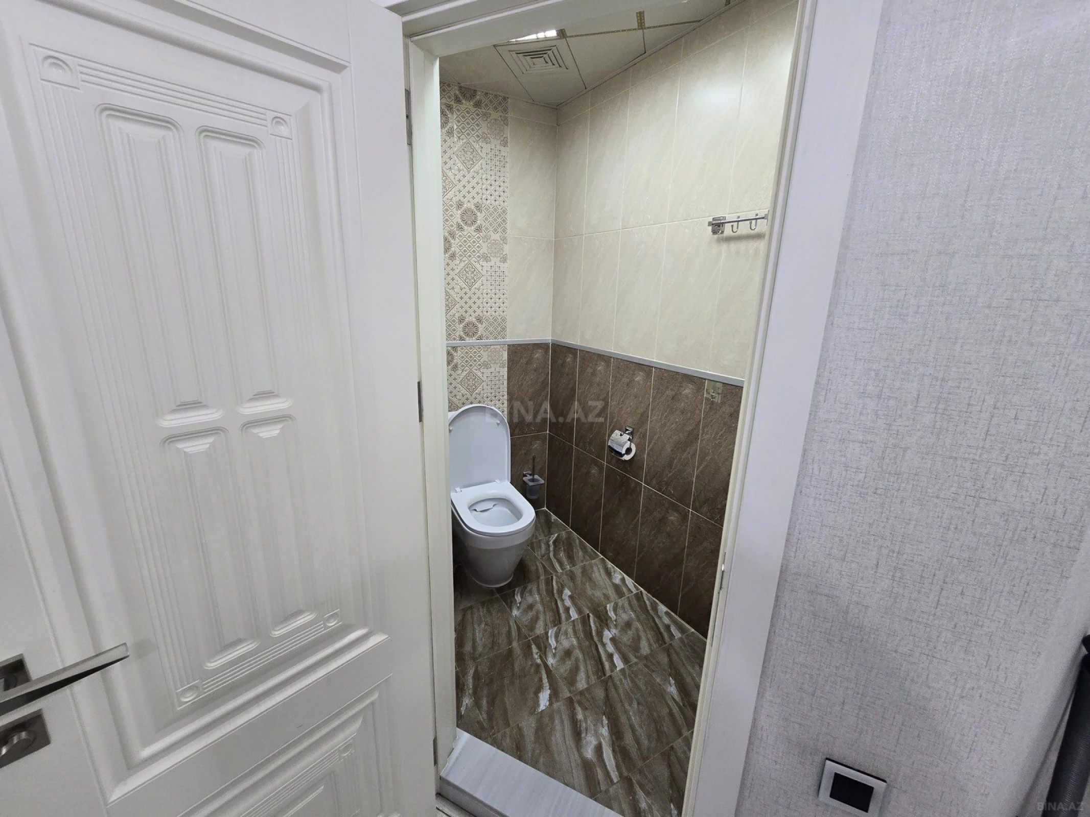 Satılır 2 otaqlı mənzil 66 m²