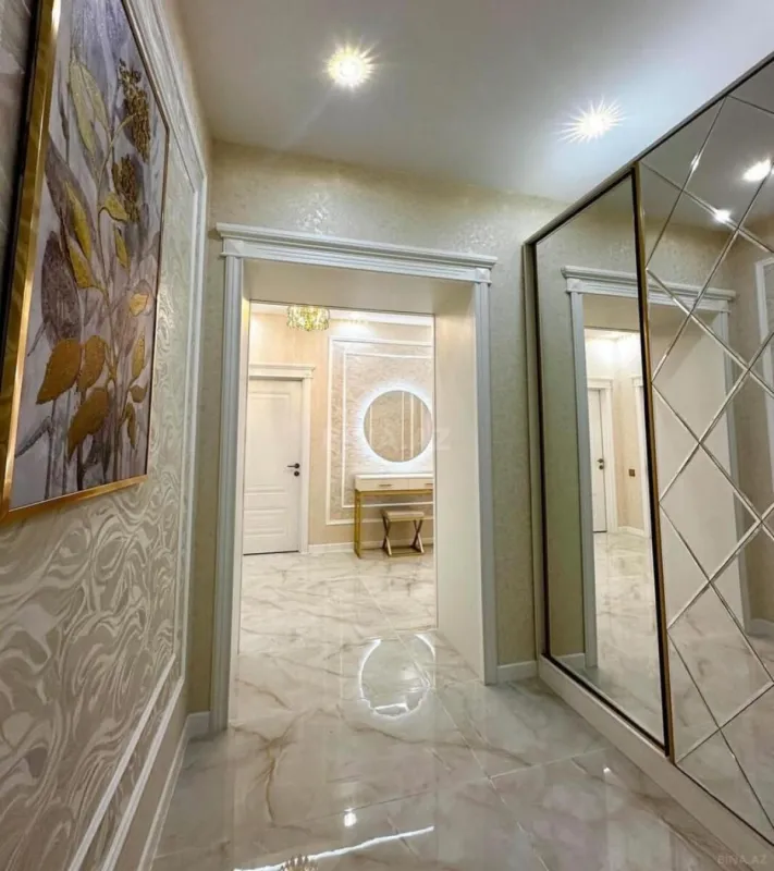 Satılır 2 otaqlı mənzil 91 m²