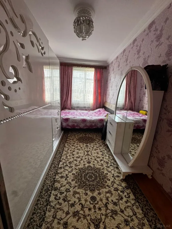 Satılır 2 otaqlı mənzil 45 m²