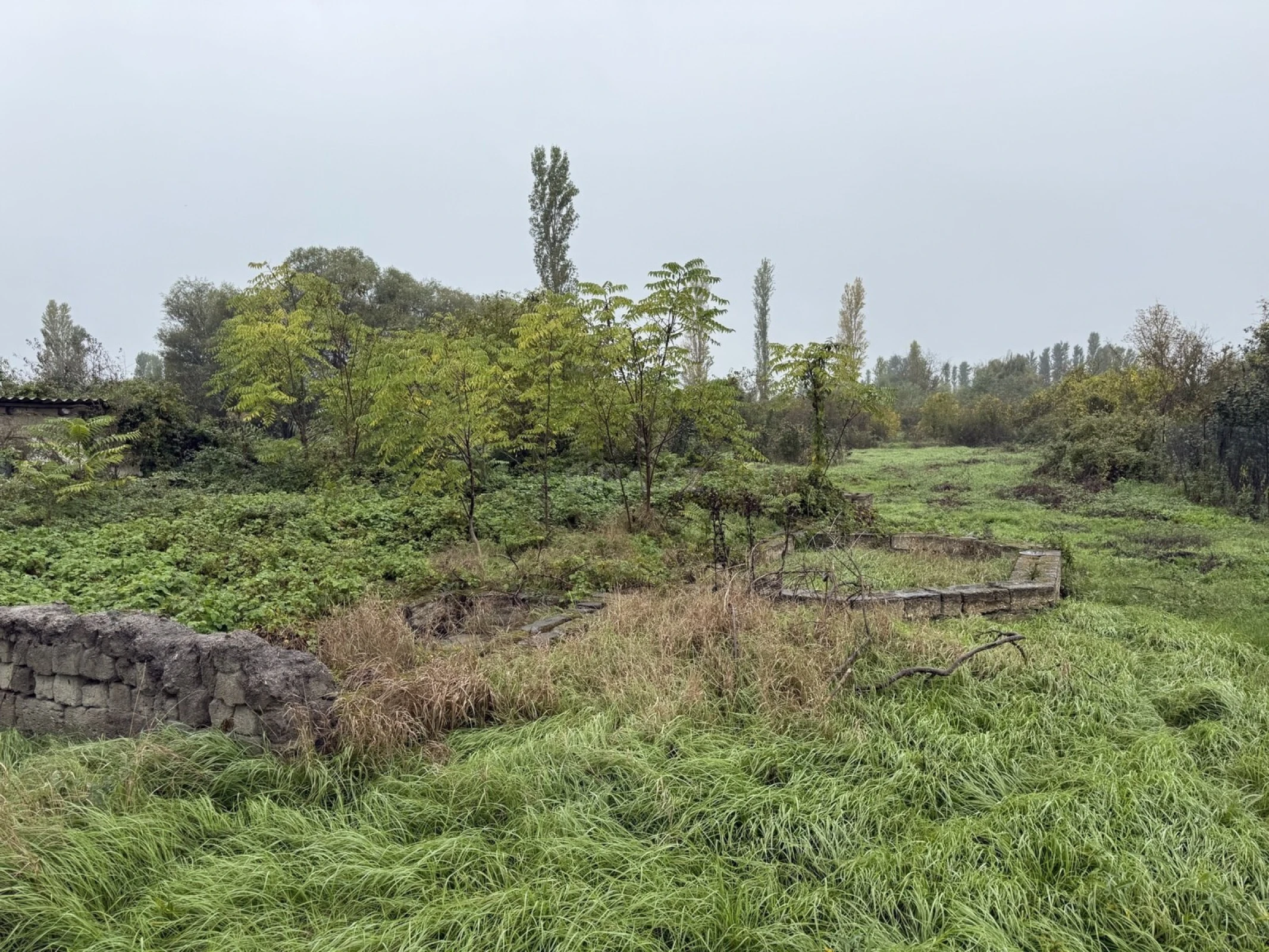 Satılır torpaq sahəsi 30 m²