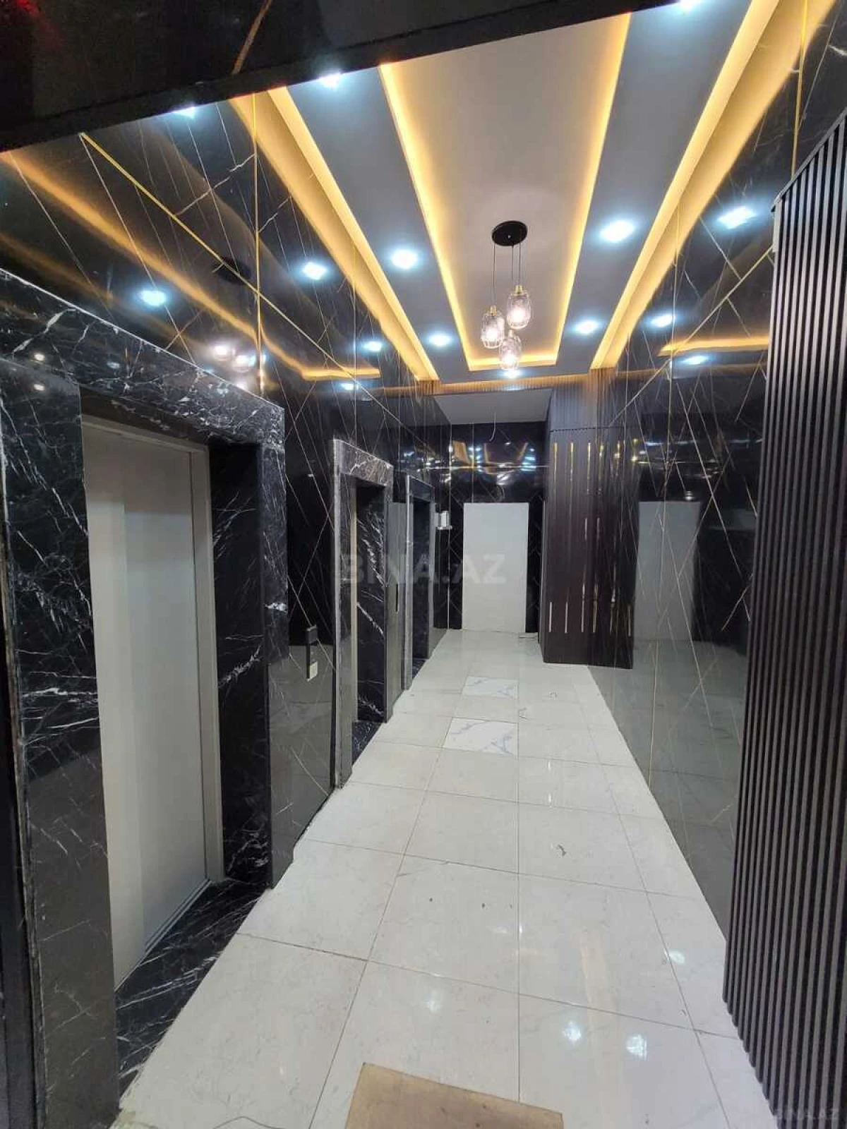 Satılır 2 otaqlı mənzil 80 m²