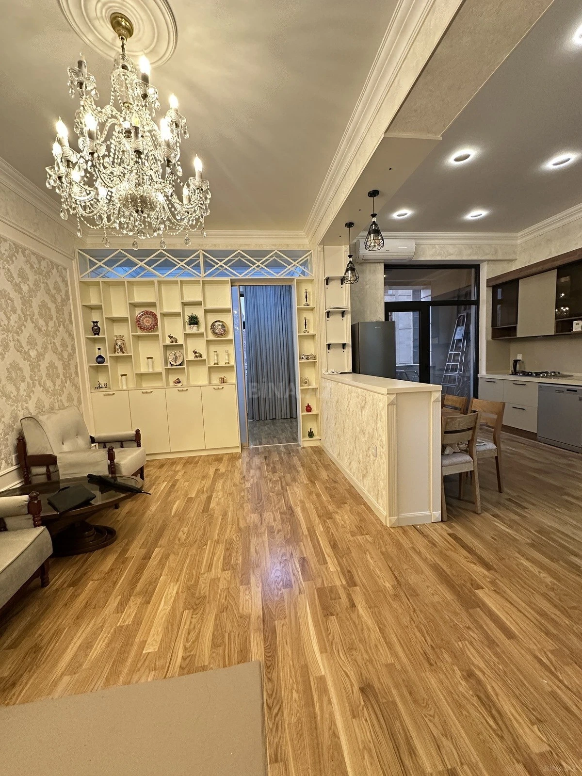 Kirayə verilir 2 otaqlı mənzil 50 m²