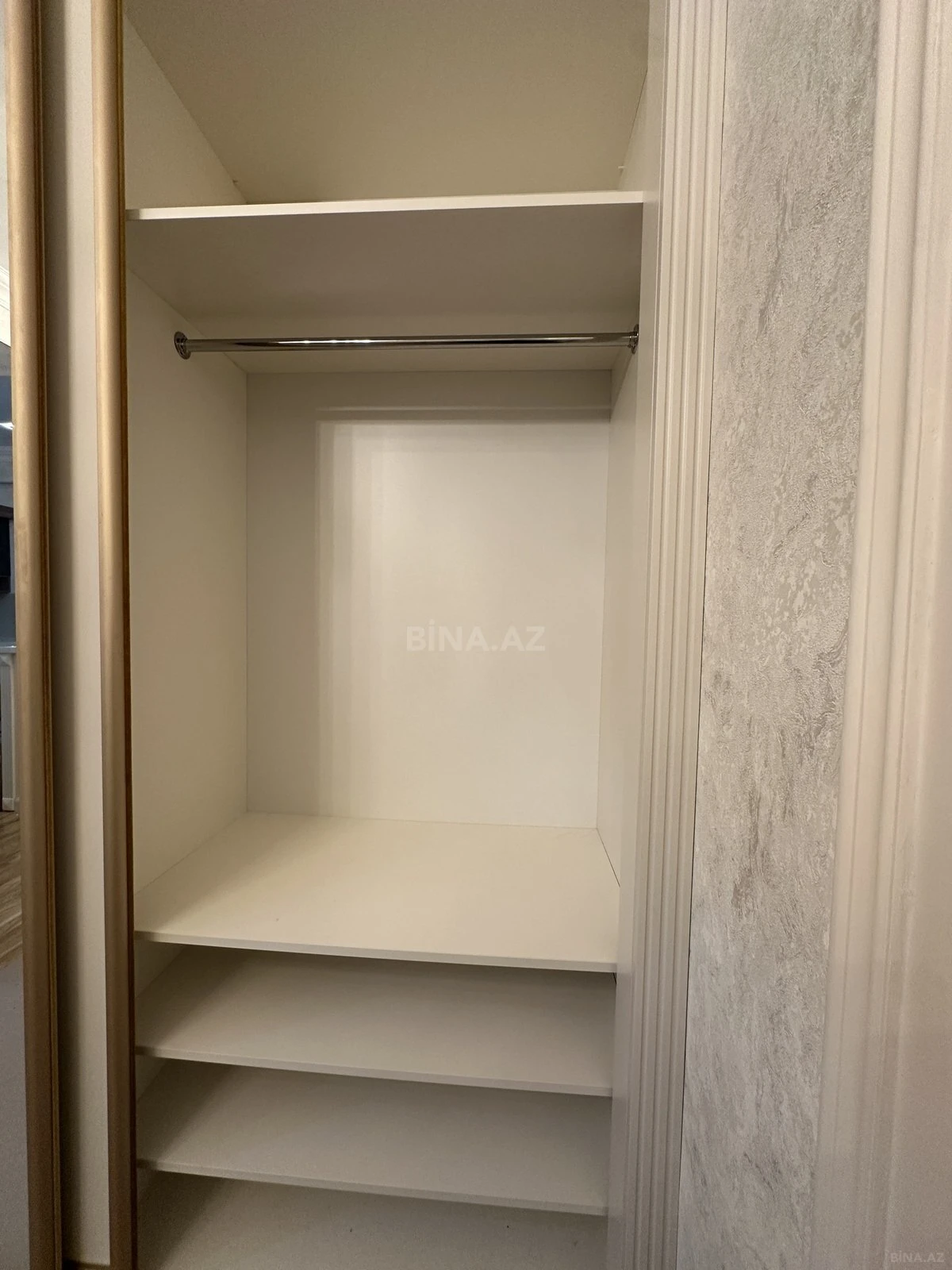 Kirayə verilir 2 otaqlı mənzil 50 m²