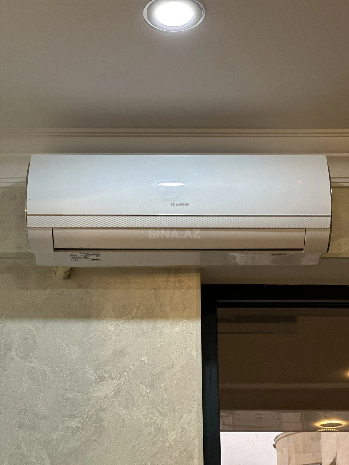 Kirayə verilir 2 otaqlı mənzil 50 m²