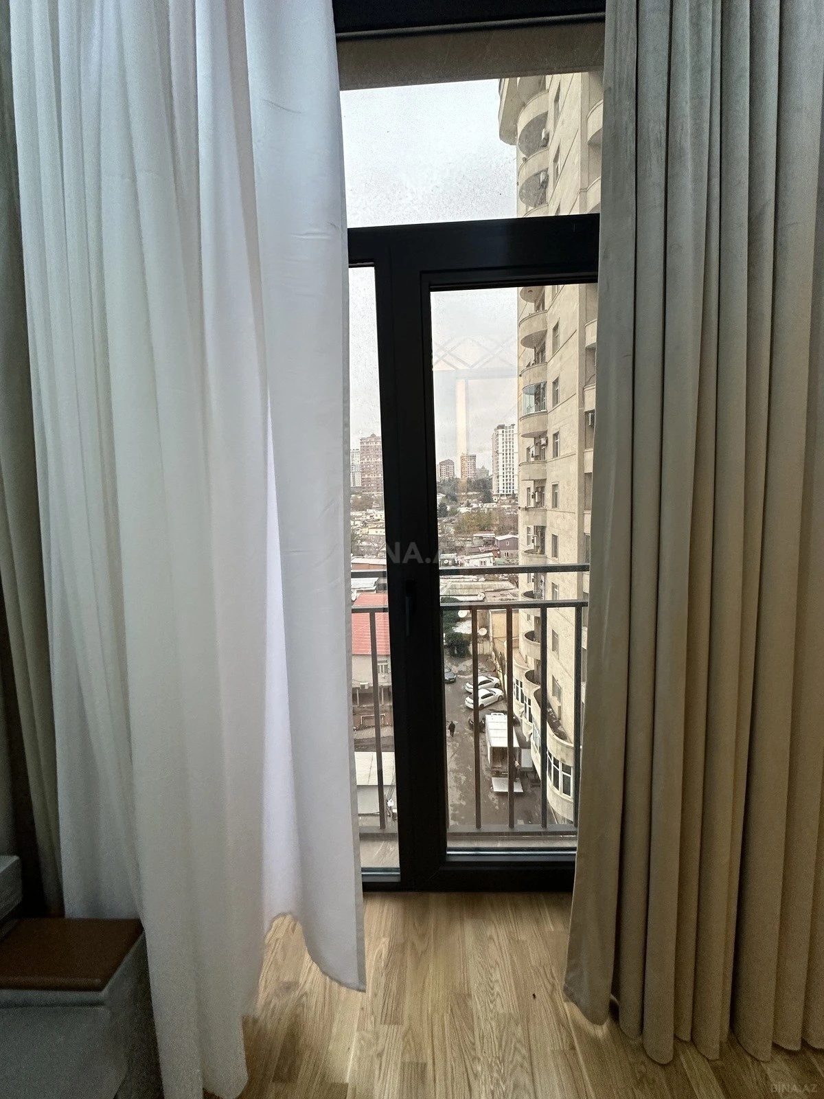 Kirayə verilir 2 otaqlı mənzil 50 m²