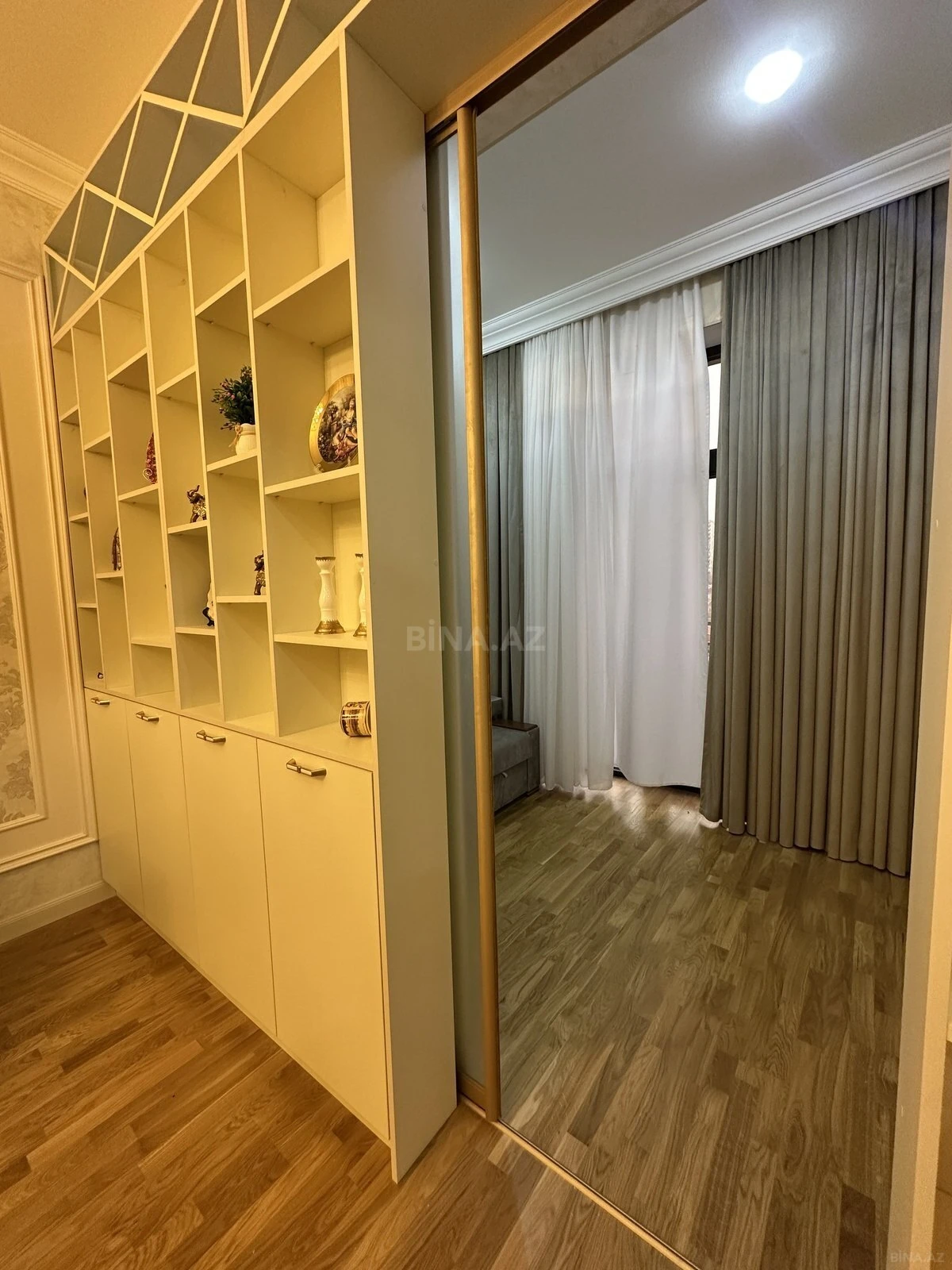 Kirayə verilir 2 otaqlı mənzil 50 m²