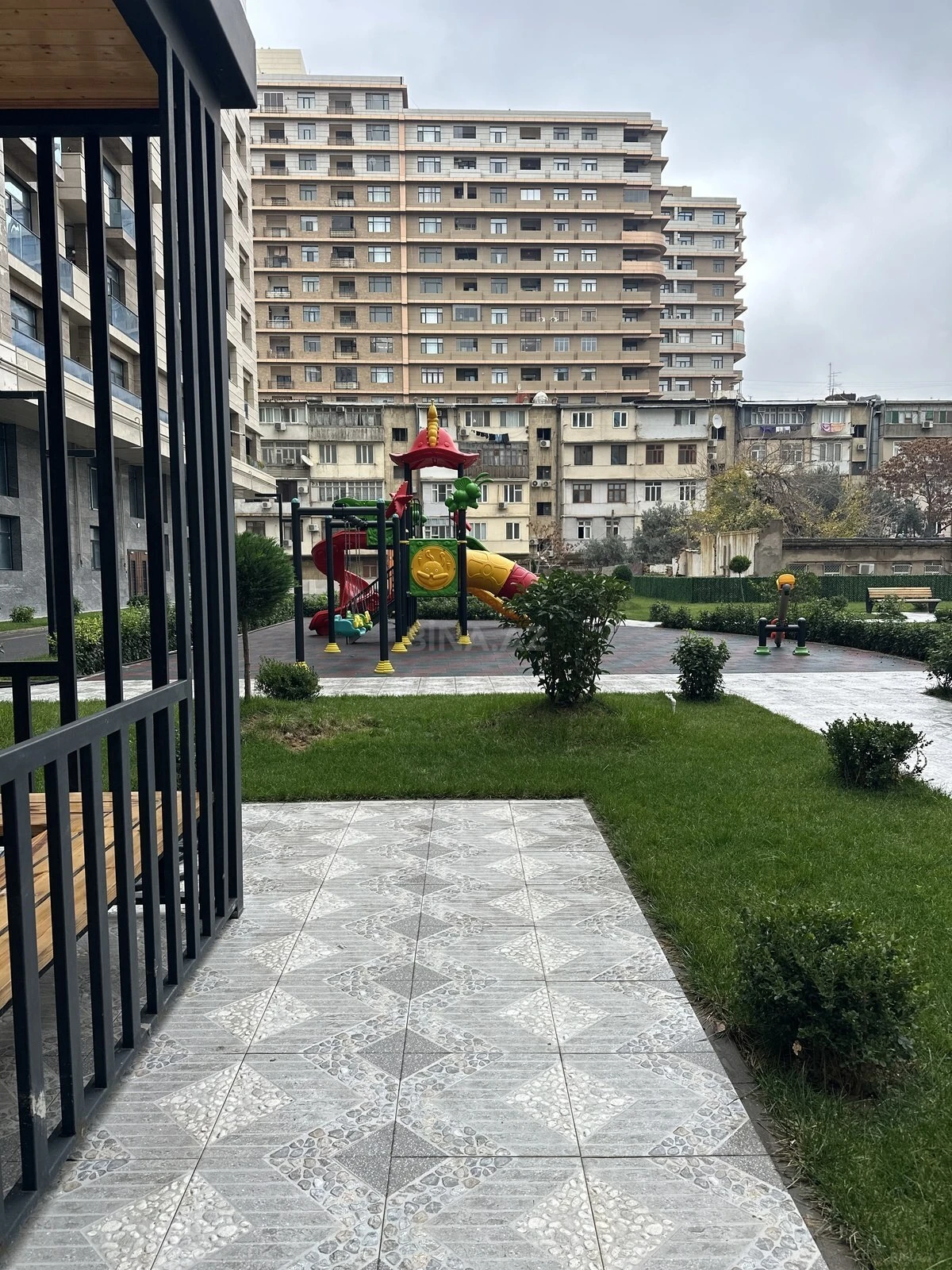 Kirayə verilir 2 otaqlı mənzil 50 m²
