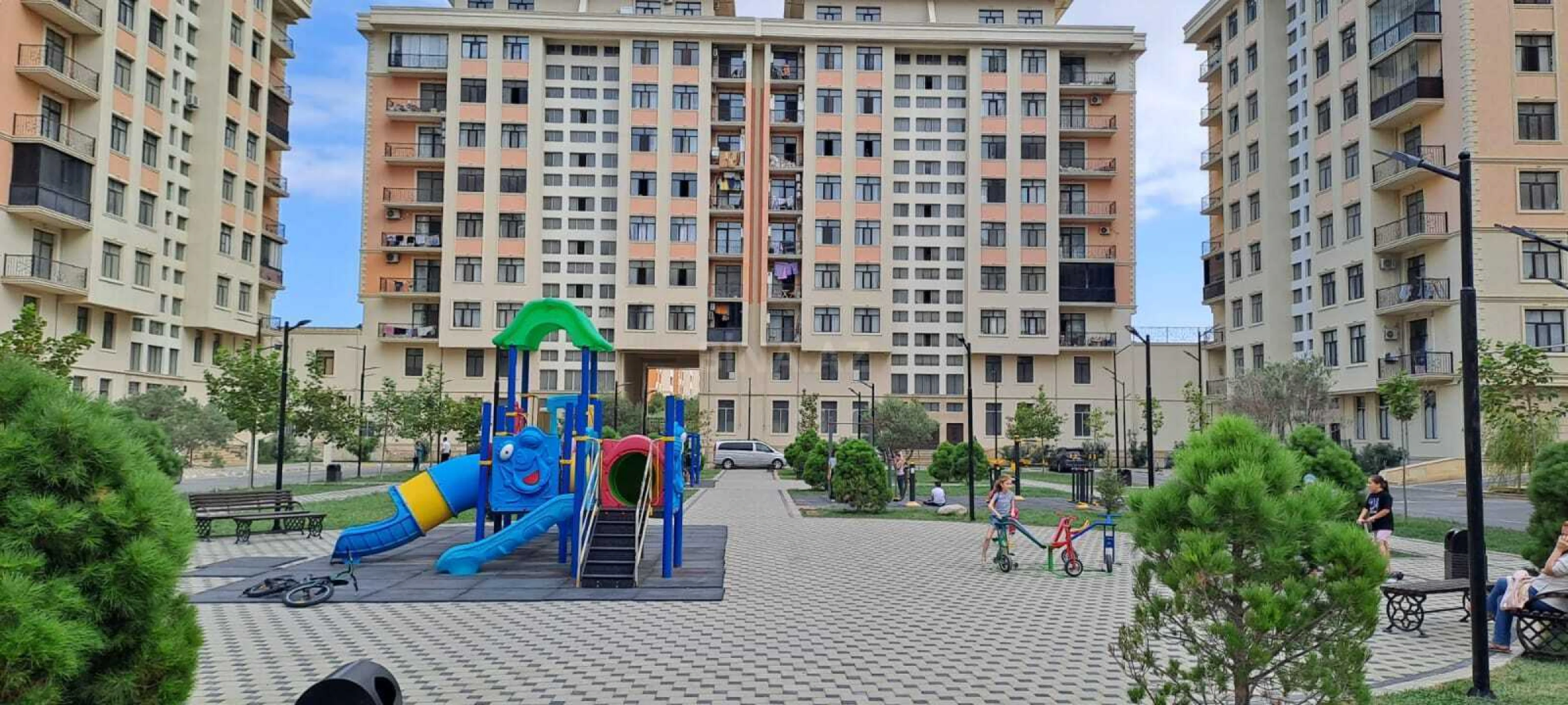 Kirayə verilir 2 otaqlı mənzil 52 m²