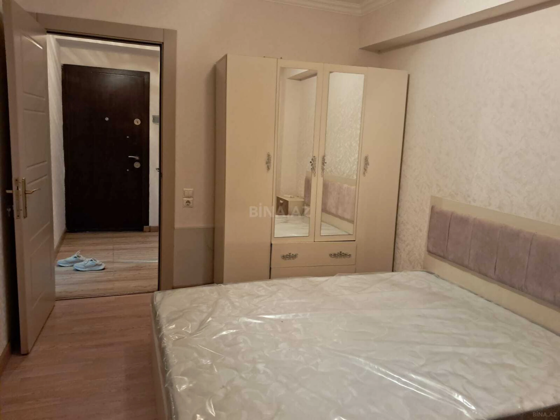 Kirayə verilir 2 otaqlı mənzil 45 m²