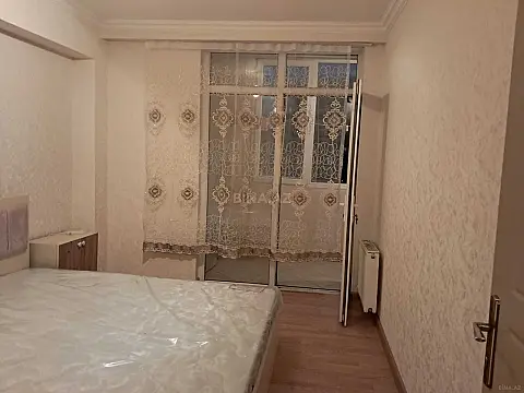 Kirayə verilir 2 otaqlı mənzil 45 m²