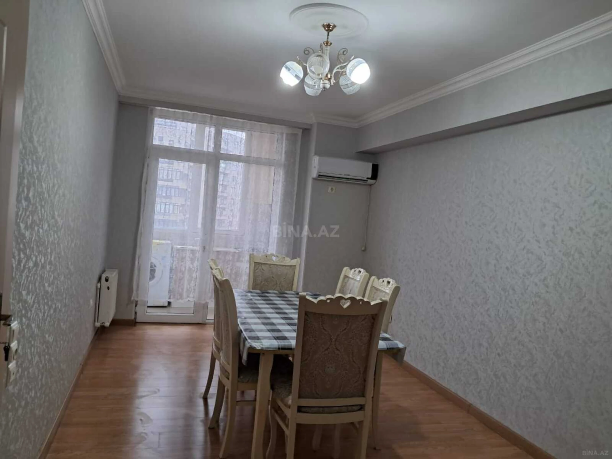 Kirayə verilir 2 otaqlı mənzil 45 m²