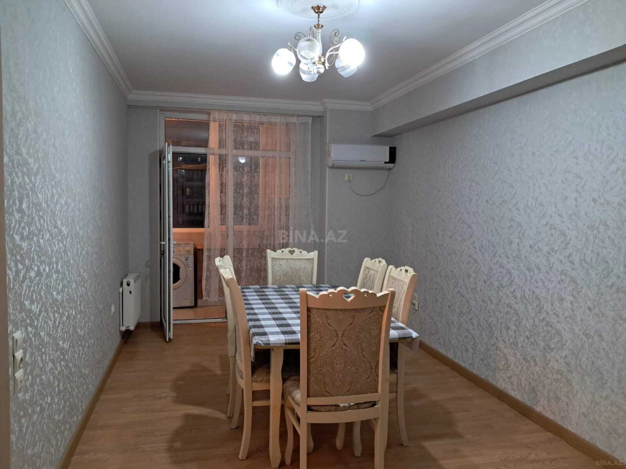 Kirayə verilir 2 otaqlı mənzil 45 m²