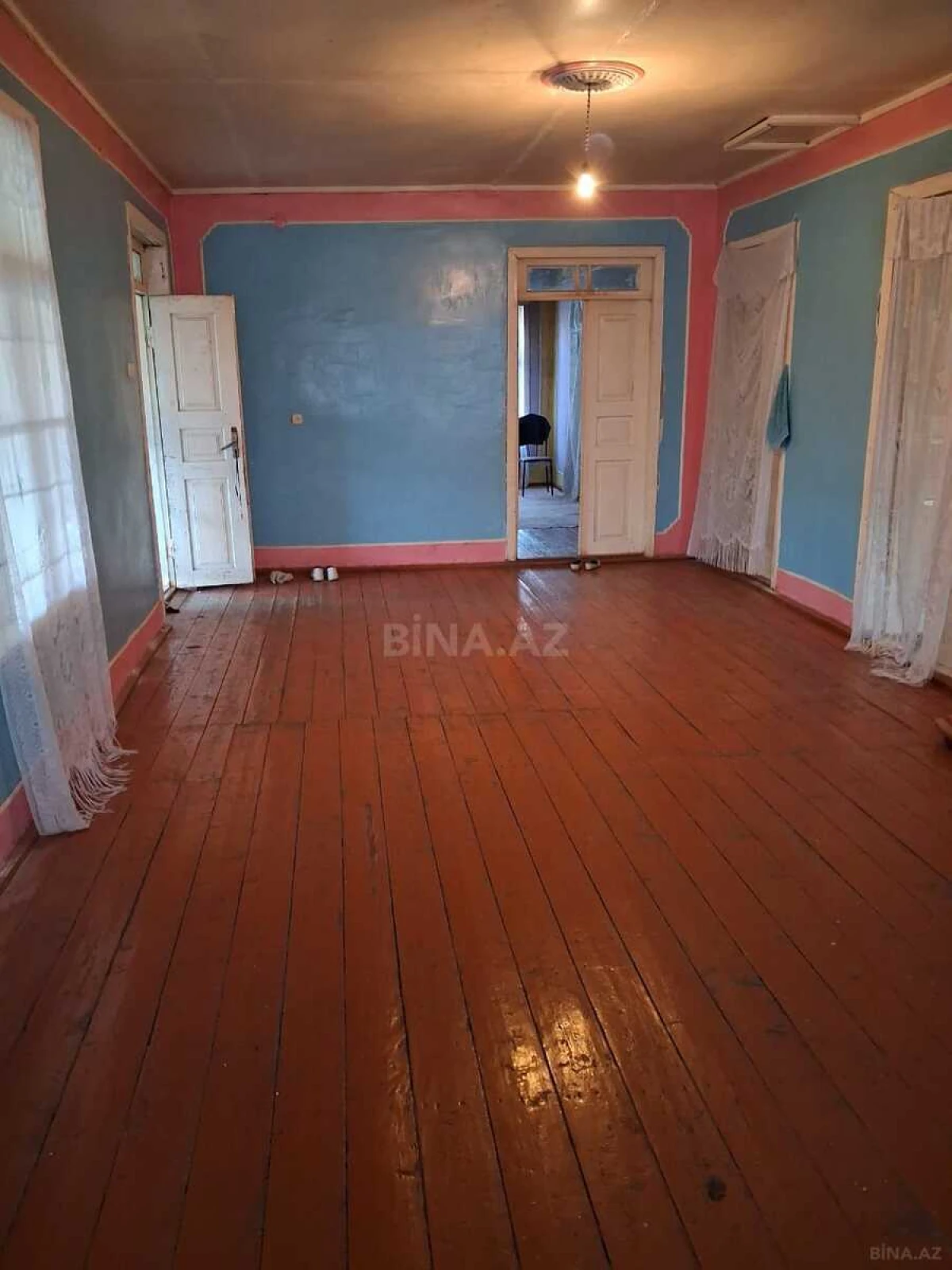 Satılır 4 otaqlı həyət evi 115 m²