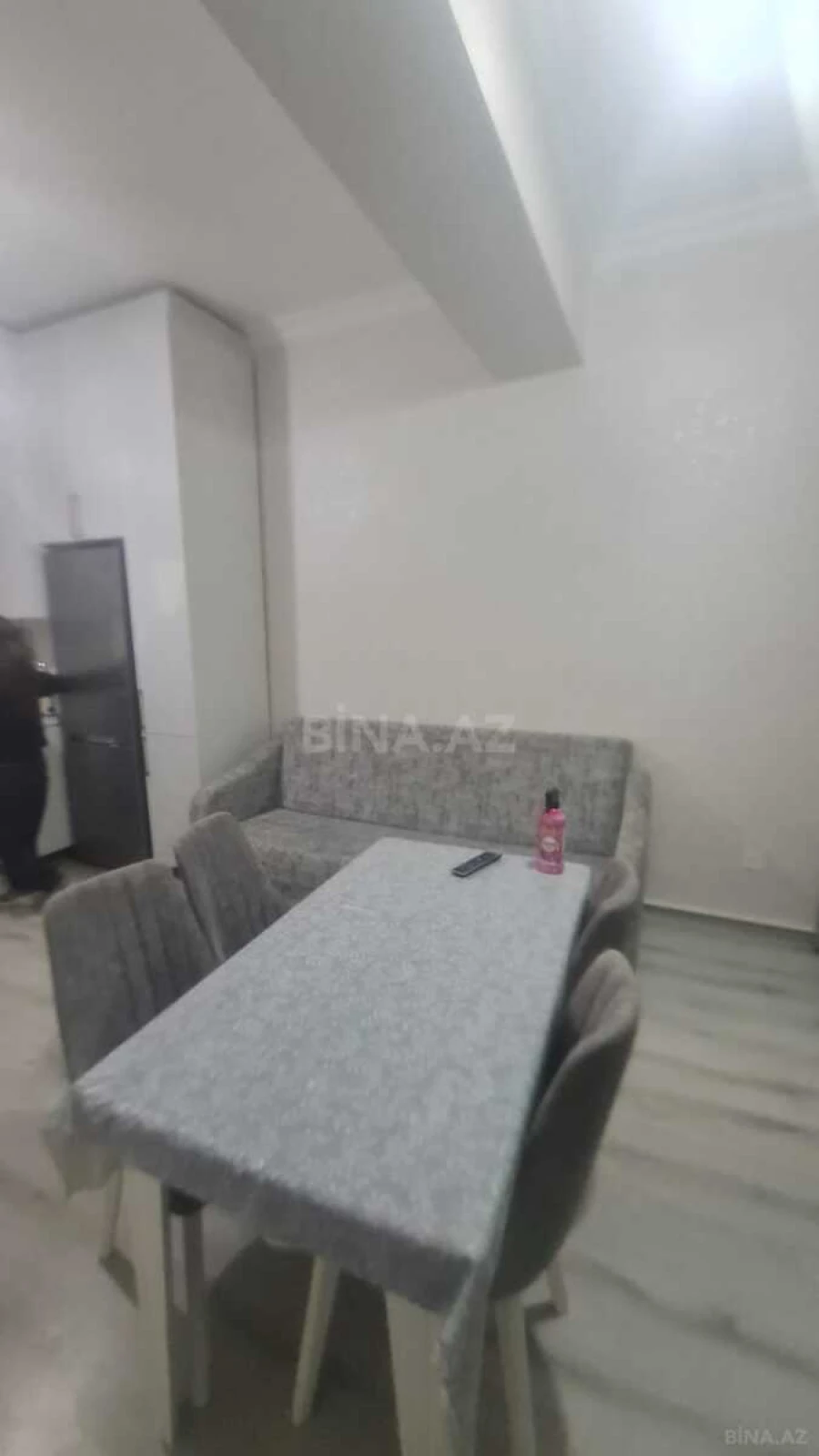 Kirayə verilir 2 otaqlı mənzil 60 m²