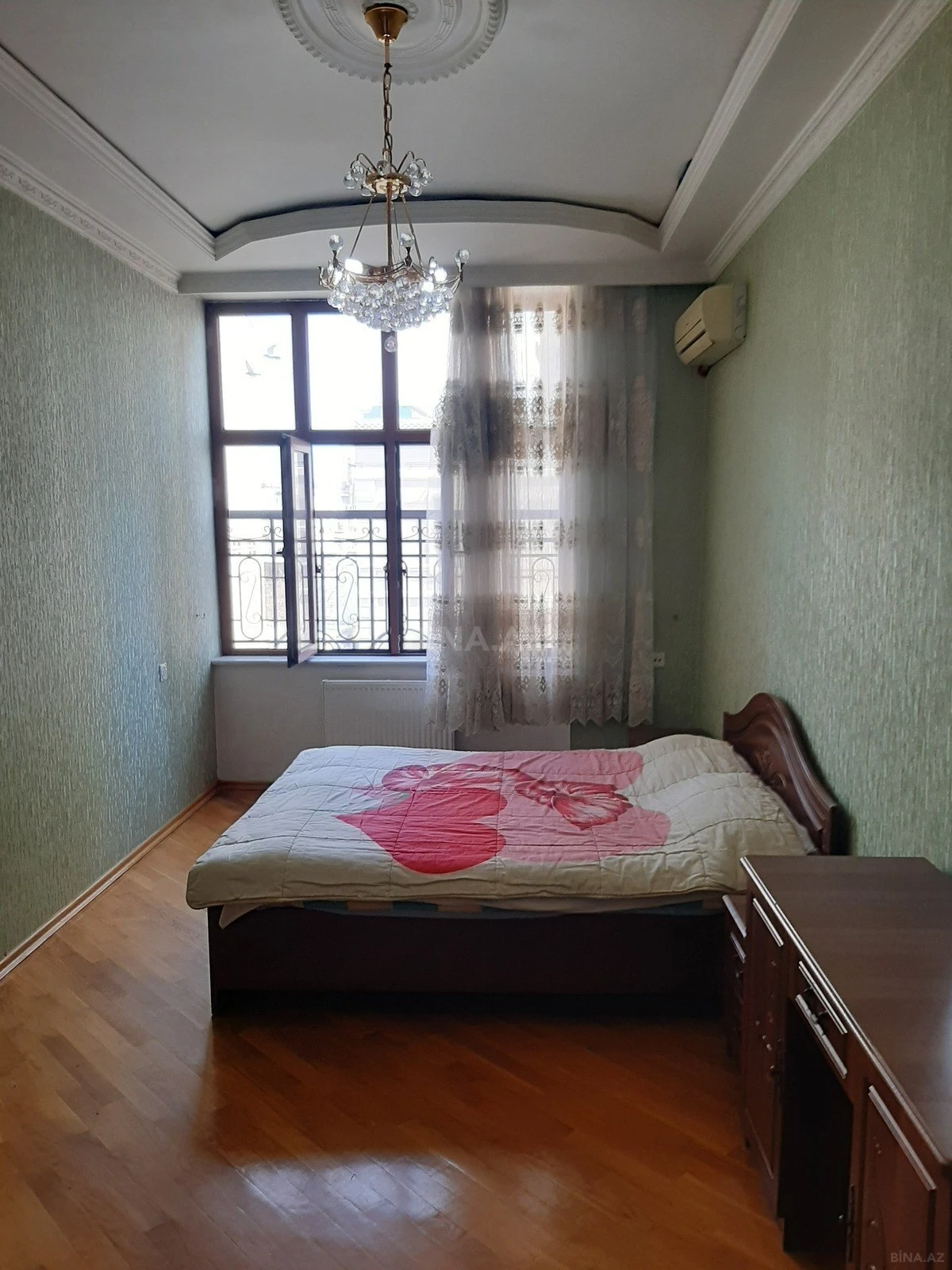 Satılır 2 otaqlı mənzil 60 m²
