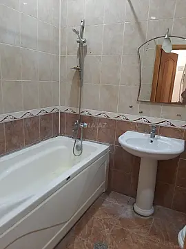 Satılır 2 otaqlı mənzil 60 m²