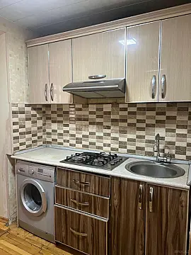 Kirayə verilir 3 otaqlı mənzil 80 m²