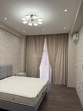 Satılır 2 otaqlı mənzil 91 m²