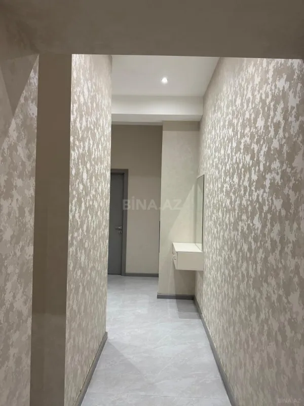 Satılır 2 otaqlı mənzil 91 m²