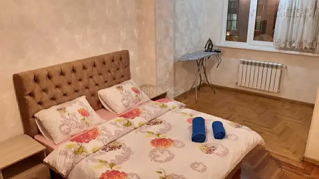 Kirayə verilir 3 otaqlı mənzil 95 m²