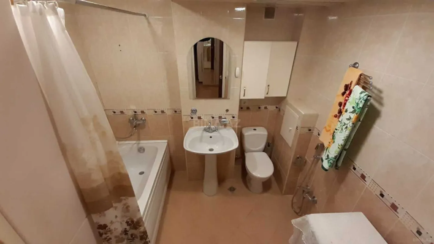 Kirayə verilir 3 otaqlı mənzil 95 m²