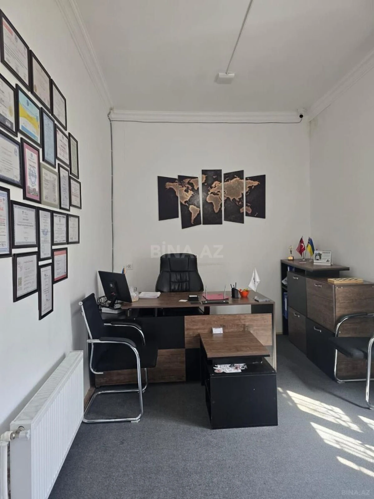 Kirayə verilir 4 otaqlı ofis 80 m²