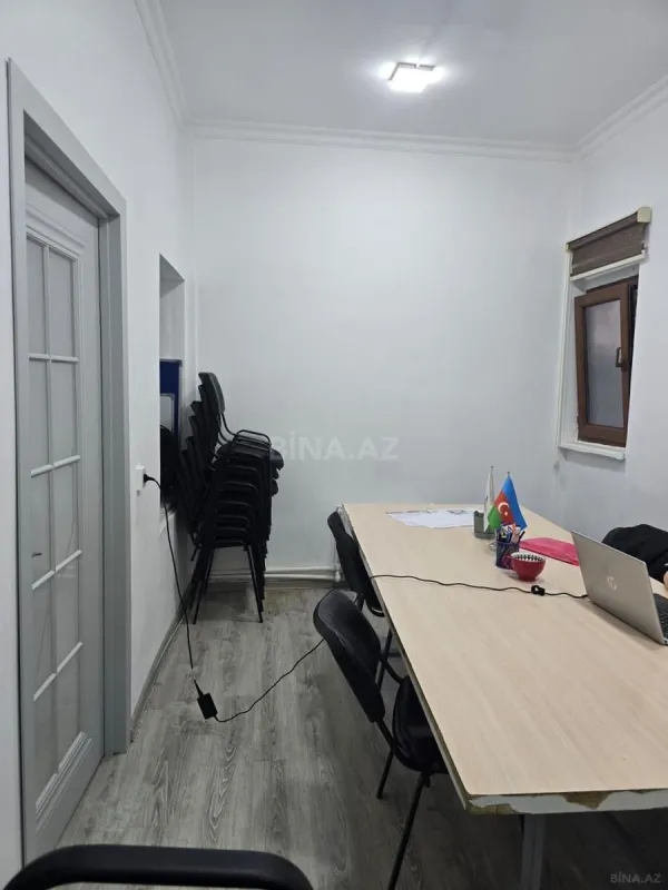 Kirayə verilir 4 otaqlı ofis 80 m²