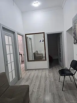 Kirayə verilir 4 otaqlı ofis 80 m²