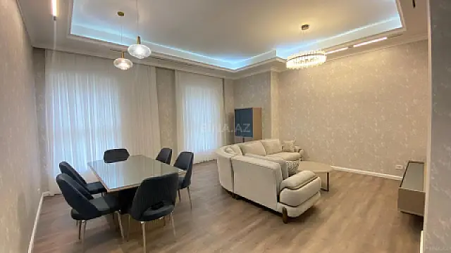 Kirayə verilir 3 otaqlı mənzil 130 m²