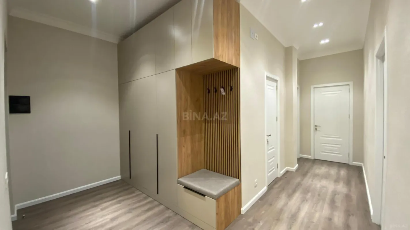 Kirayə verilir 3 otaqlı mənzil 130 m²