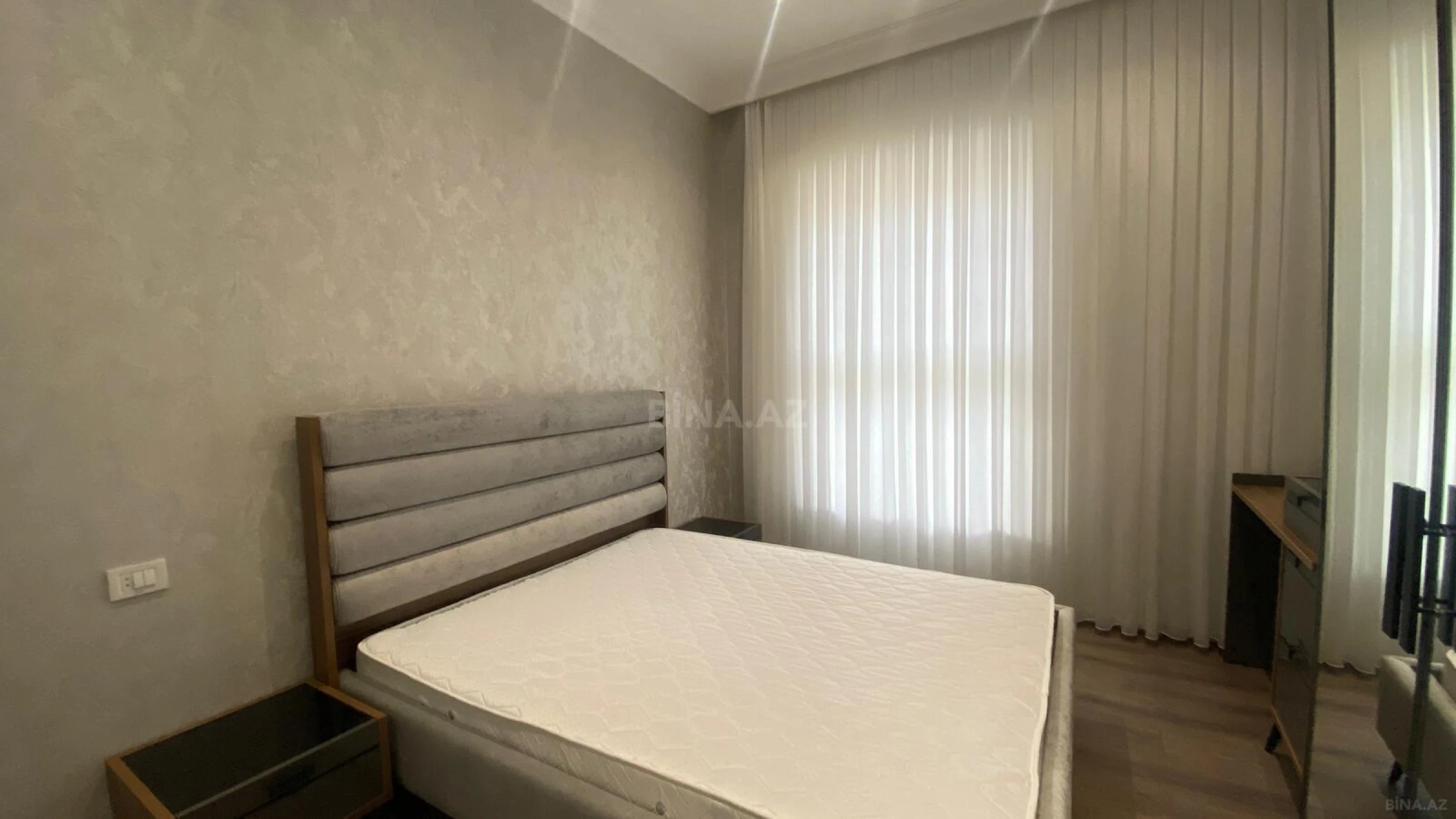 Kirayə verilir 3 otaqlı mənzil 130 m²