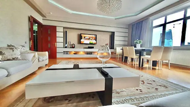 Kirayə verilir 3 otaqlı mənzil 200 m² — Bakı 3 otaq 200.00 m²