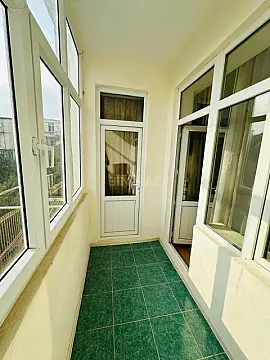 Kirayə verilir 2 otaqlı mənzil 45 m²