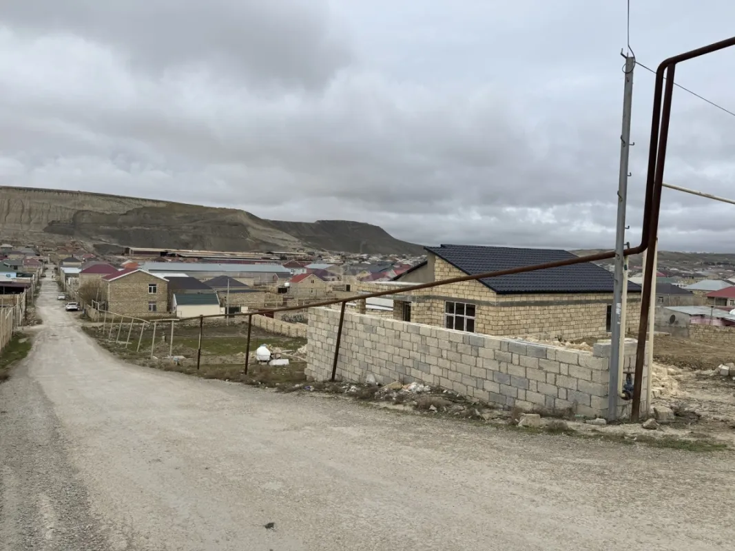 Satılır torpaq sahəsi 2 m²