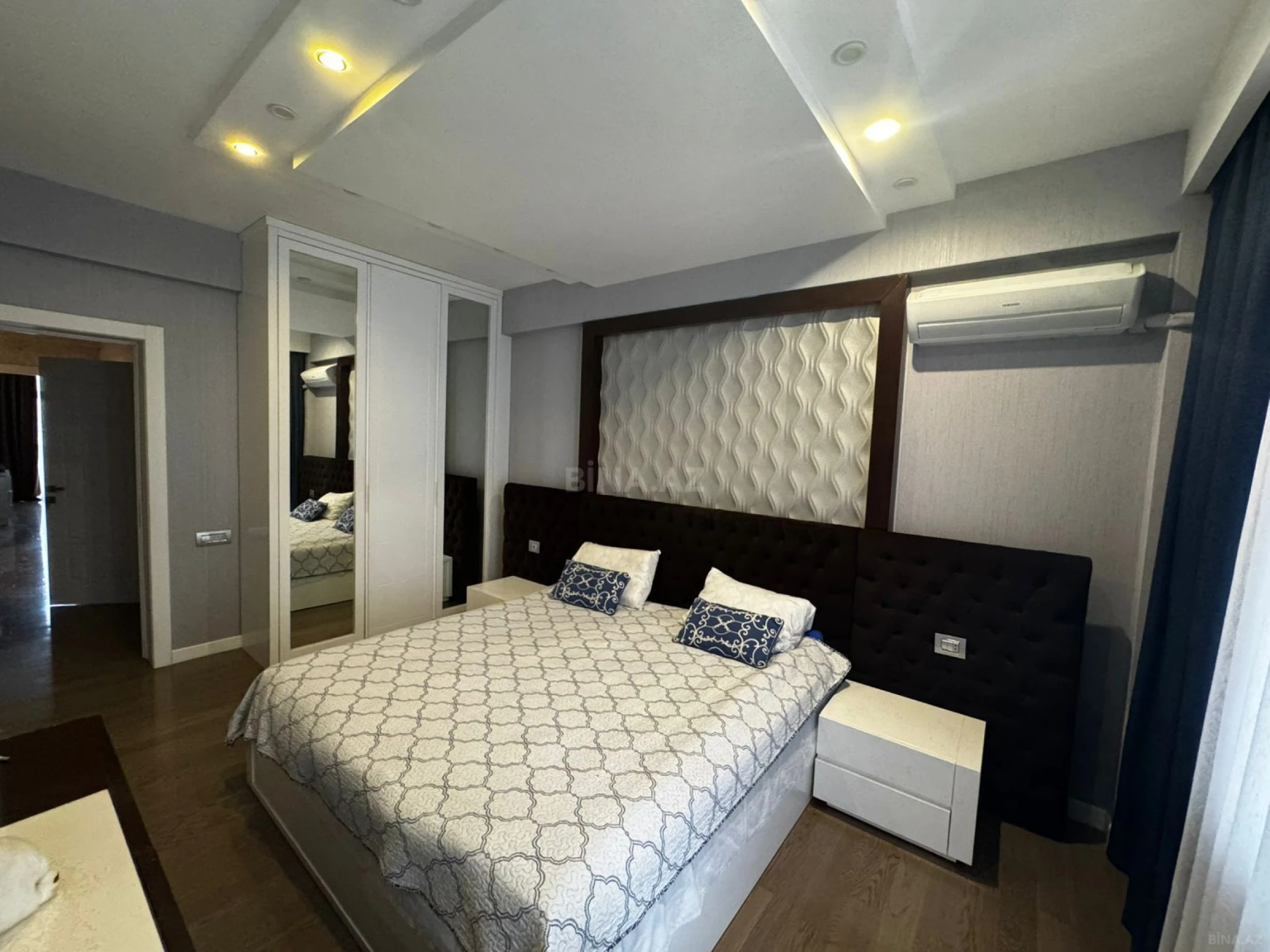 Kirayə verilir 3 otaqlı mənzil 150 m²