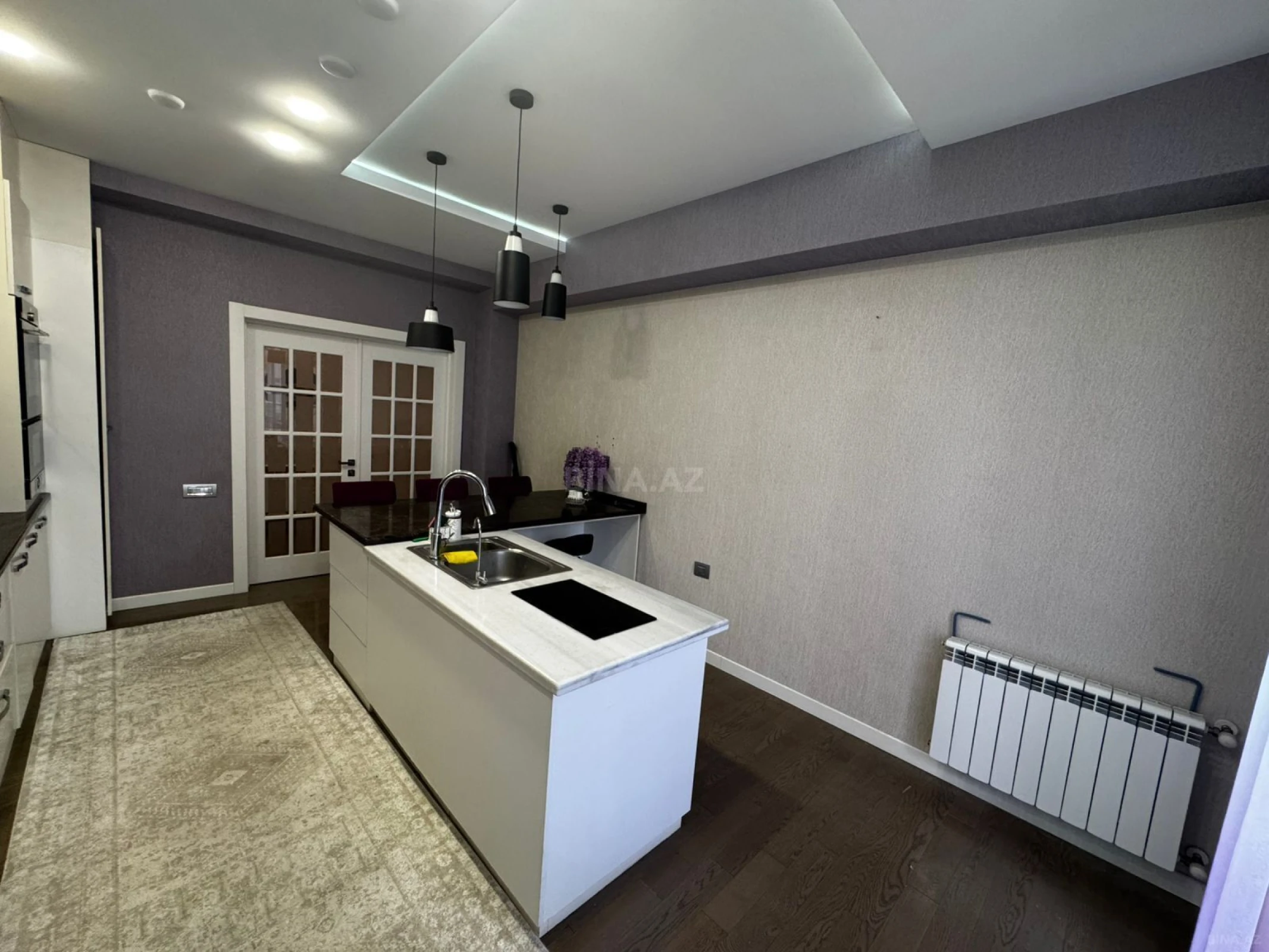 Kirayə verilir 3 otaqlı mənzil 150 m²