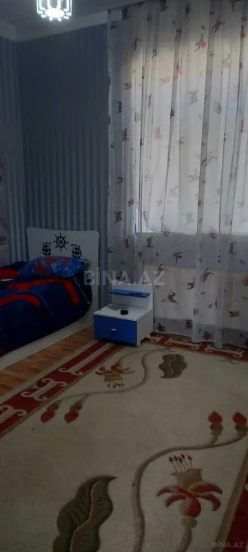 Satılır 6 otaqlı həyət evi 350 m²