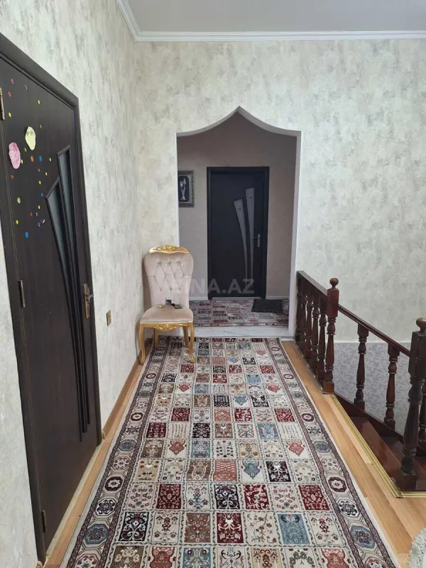 Satılır 6 otaqlı həyət evi 350 m²