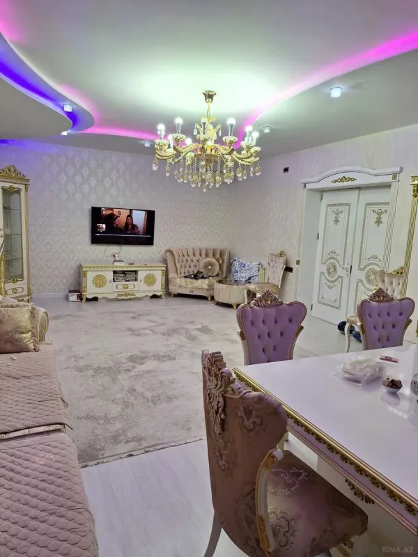 Satılır 6 otaqlı həyət evi 350 m²